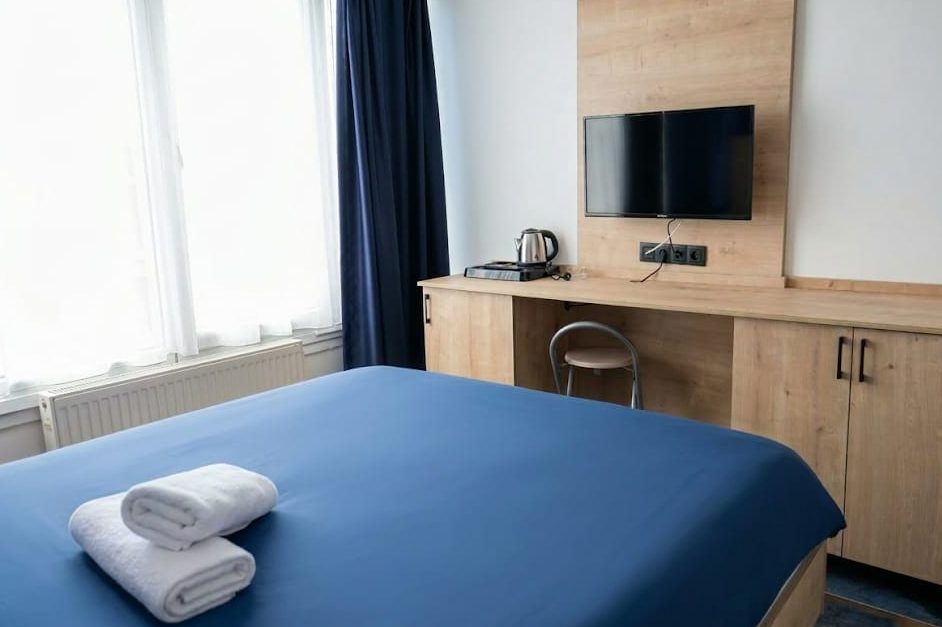 Batıkent apart daire, çalışma masalı oda